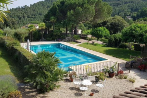 Sous le grand pin Gîtes Eden En Cévennes Anduze